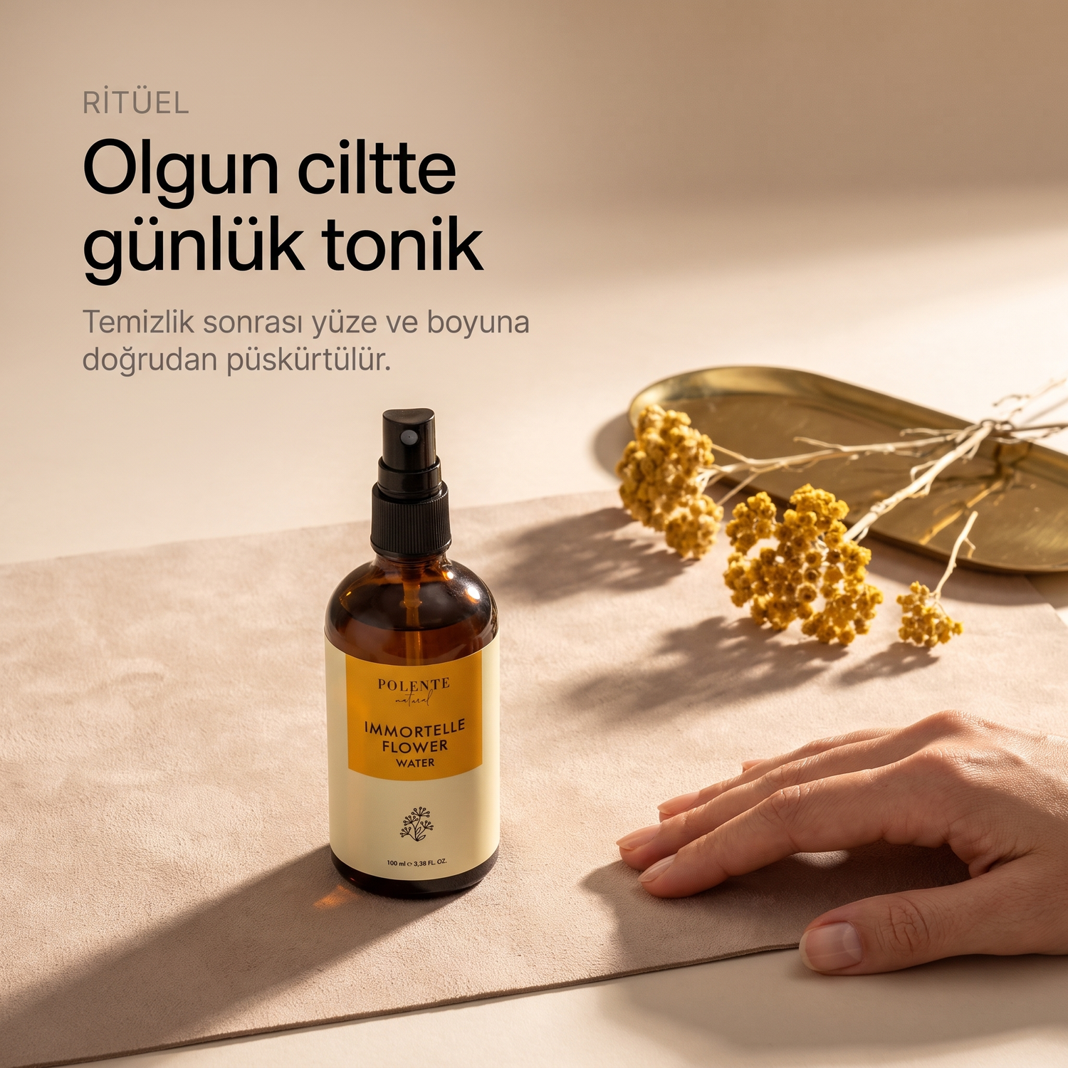 Ölmez Çiçek Suyu %100 saf hidrosol 100 ml — devetüyü süet ve pirinç tepsiyle olgun ciltte günlük tonik karesi