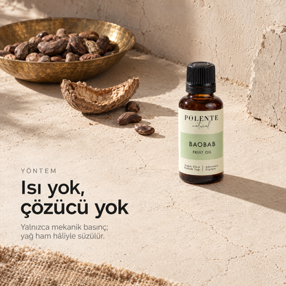 Baobab Yağı 30 ml — soğuk sıkım çalışma masası, şişe ve hammadde üstten görünüm
