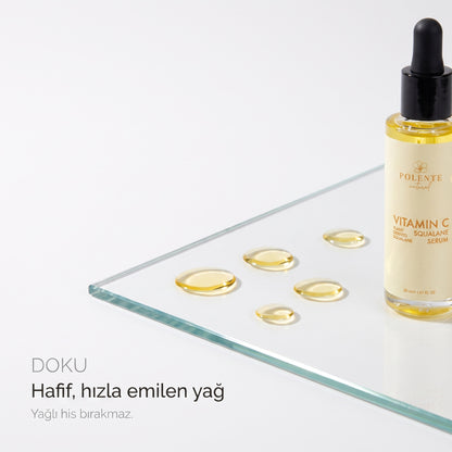 C Vitamin &amp; Squalane Serum 30 ml — hafif, hızla emilen yağ dokusu, yağlı his bırakmaz